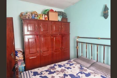 Casa à venda com 3 quartos, 300m² em Jardim Regis, São Paulo