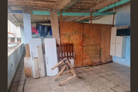 Casa à venda com 3 quartos, 300m² em Jardim Regis, São Paulo