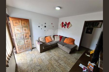 Casa à venda com 3 quartos, 200m² em Jardim Azano I, São Paulo