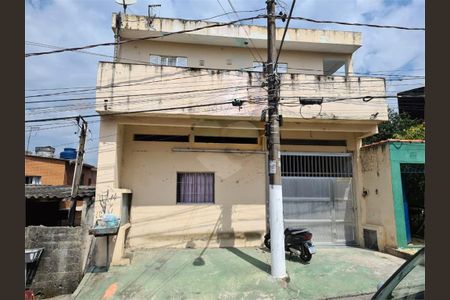 Casa à venda com 200m², 3 quartos e 1 vaga