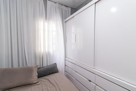 Casa à venda com 200m², 5 quartos e 2 vagasQuarto 2