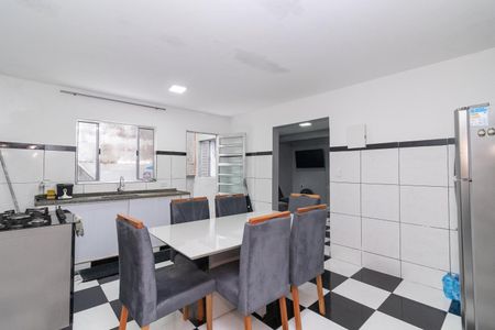 Casa à venda com 200m², 5 quartos e 2 vagasCozinha 2