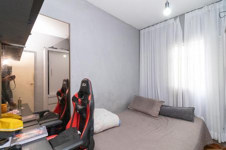 Casa à venda com 200m², 5 quartos e 2 vagasQuarto 2