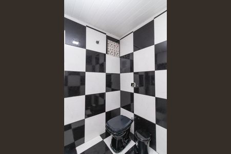 Casa à venda com 200m², 5 quartos e 2 vagasBanheiro 3