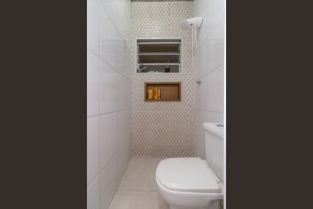 Casa à venda com 200m², 5 quartos e 2 vagasBanheiro