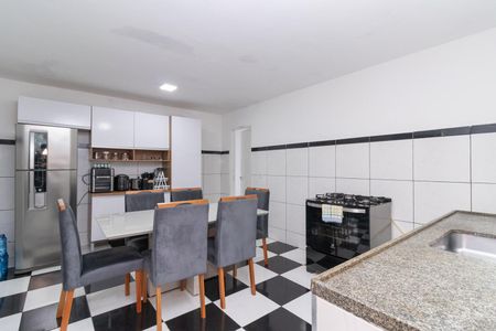 Casa à venda com 200m², 5 quartos e 2 vagasCozinha 2