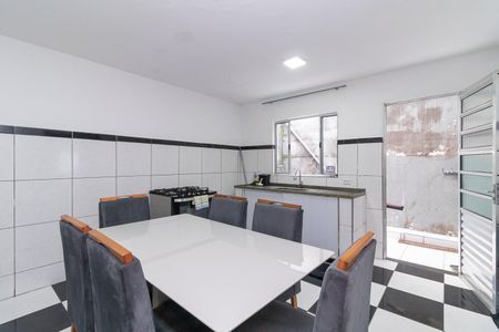Casa à venda com 200m², 5 quartos e 2 vagasCozinha 2