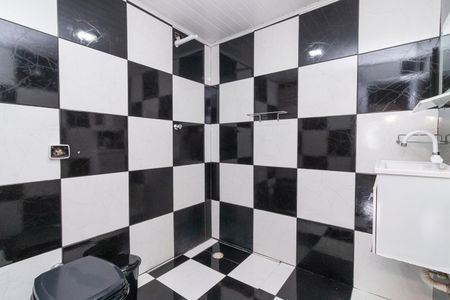 Casa à venda com 200m², 5 quartos e 2 vagasBanheiro 3