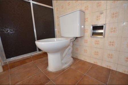 Apartamento para alugar com 100m², 2 quartos e sem vagaBanheiro