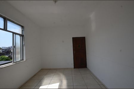 Sala de apartamento para alugar com 2 quartos, 100m² em Rocha Miranda, Rio de Janeiro