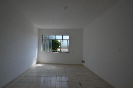 Quarto 1 de apartamento para alugar com 2 quartos, 100m² em Rocha Miranda, Rio de Janeiro