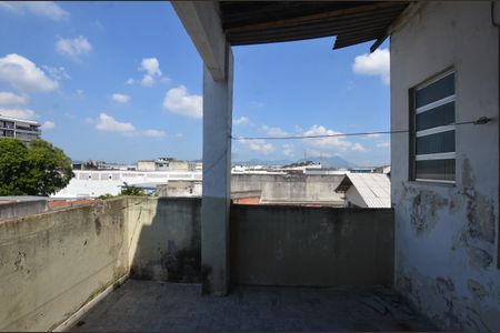 Apartamento para alugar com 100m², 2 quartos e sem vagaQuintal