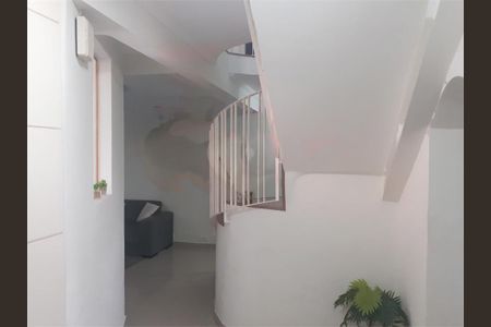 Casa à venda com 140m², 3 quartos e 2 vagas