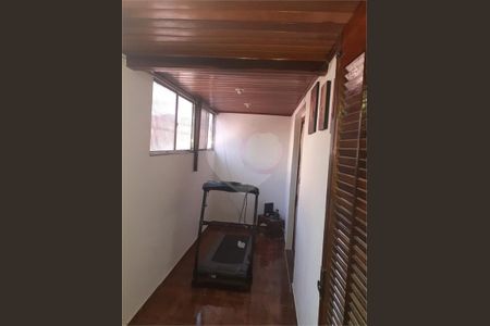 Casa à venda com 140m², 3 quartos e 2 vagas