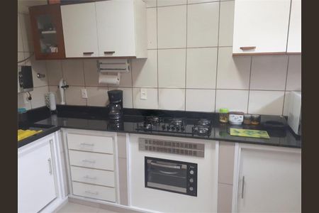 Casa à venda com 140m², 3 quartos e 2 vagas
