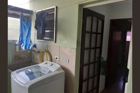 Casa à venda com 140m², 3 quartos e 2 vagas