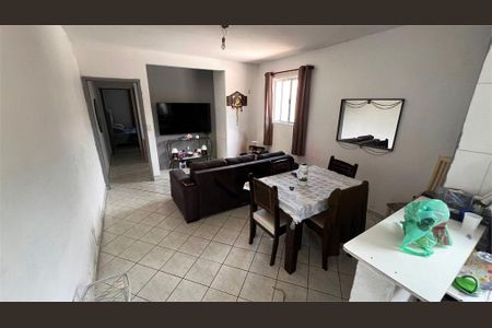 Casa à venda com 6 quartos, 160m² em Jardim Regis, São Paulo