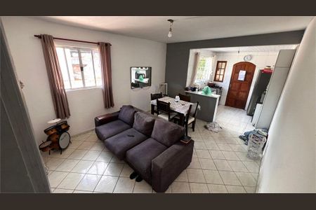 Casa à venda com 6 quartos, 160m² em Jardim Regis, São Paulo