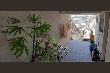 Casa à venda com 263m², 9 quartos e sem vaga