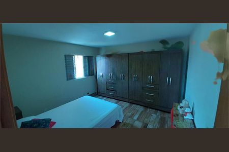 Casa à venda com 263m², 9 quartos e sem vaga