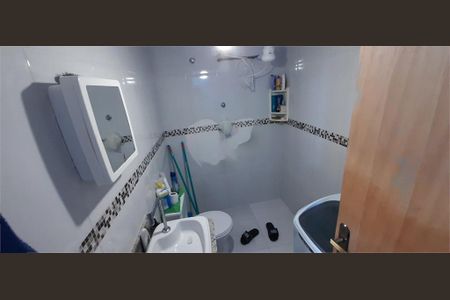 Casa à venda com 263m², 9 quartos e sem vaga