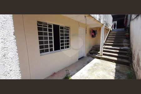 Casa à venda com 263m², 9 quartos e sem vaga