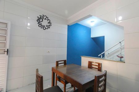 Casa à venda com 220m², 4 quartos e 2 vagasCozinha