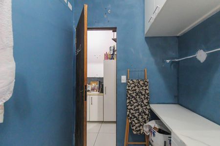 Casa à venda com 220m², 4 quartos e 2 vagasÁrea de Serviço
