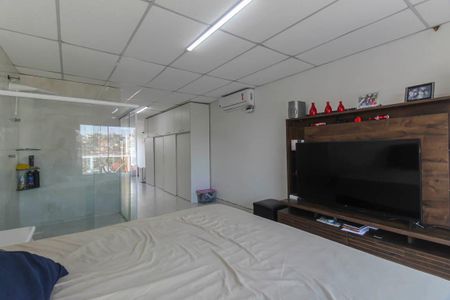 Casa à venda com 220m², 4 quartos e 2 vagasSuite 1