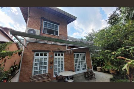Casa à venda com 185m², 3 quartos e 2 vagas