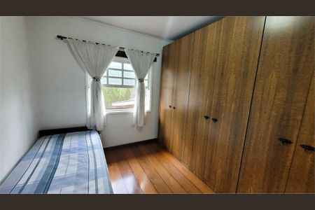 Casa à venda com 3 quartos, 185m² em Cidade Dutra, São Paulo
