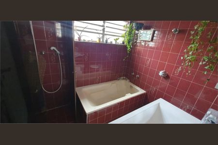 Casa à venda com 185m², 3 quartos e 2 vagas