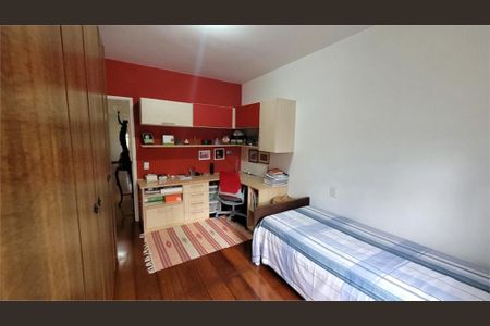 Casa à venda com 185m², 3 quartos e 2 vagas