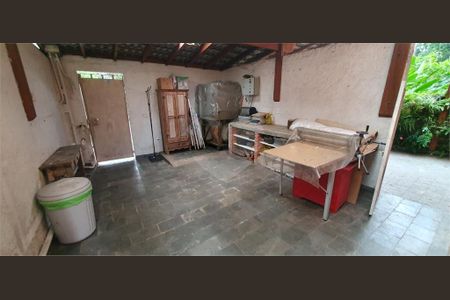 Casa à venda com 185m², 3 quartos e 2 vagas