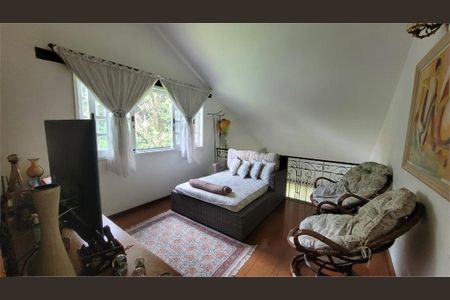 Casa à venda com 3 quartos, 185m² em Cidade Dutra, São Paulo