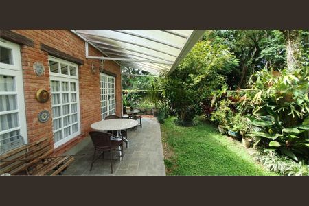 Casa à venda com 185m², 3 quartos e 2 vagas