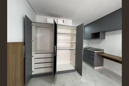 Studio para alugar com 25m², 1 quarto e sem vagaQuarto - Armário 