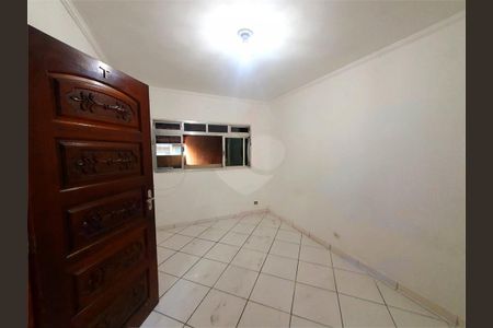 Casa à venda com 125m², 3 quartos e 6 vagas