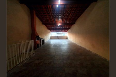 Casa à venda com 125m², 3 quartos e 6 vagas