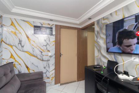 Sala de apartamento para alugar com 2 quartos, 48m² em Conjunto Habitacional Juscelino Kubitscheck de Oliveira, São Paulo