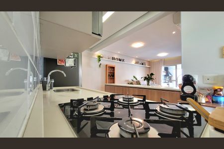 Apartamento à venda com 94m², 3 quartos e 2 vagasCozinha