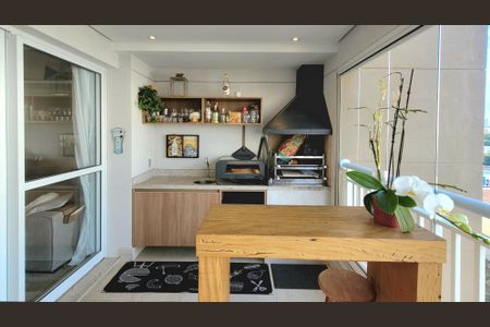 Apartamento à venda com 94m², 3 quartos e 2 vagasVaranda