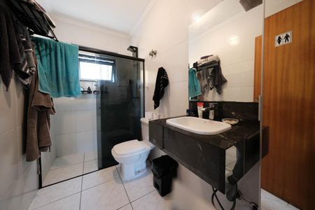Casa à venda com 280m², 8 quartos e 4 vagasBanheiro 3