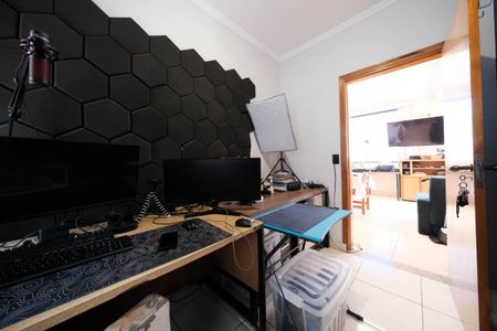 Casa à venda com 280m², 8 quartos e 4 vagasQuarto 5