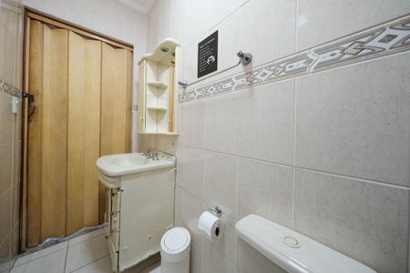 Casa à venda com 280m², 8 quartos e 4 vagasBanheiro 2