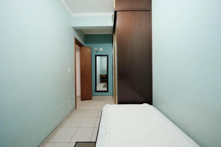 Casa à venda com 280m², 8 quartos e 4 vagasQuarto 3