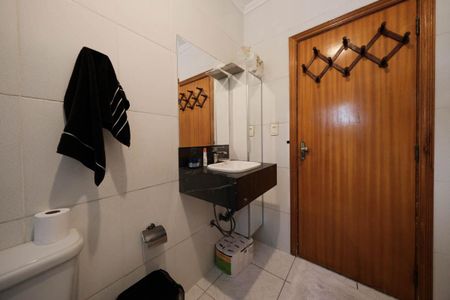 Casa à venda com 280m², 8 quartos e 4 vagasBanheiro 3