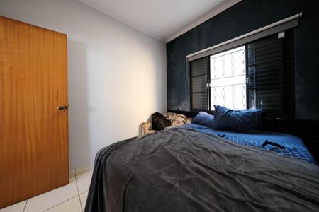 Casa à venda com 280m², 8 quartos e 4 vagasQuarto 4