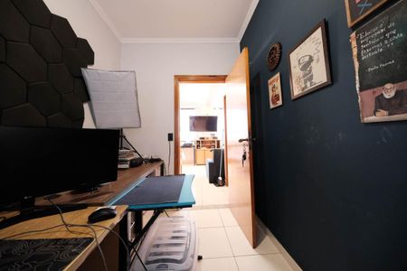 Casa à venda com 280m², 8 quartos e 4 vagasQuarto 5
