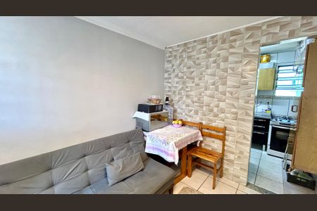 Sala de apartamento para alugar com 2 quartos, 45m² em Jardim Ottawa, Guarulhos